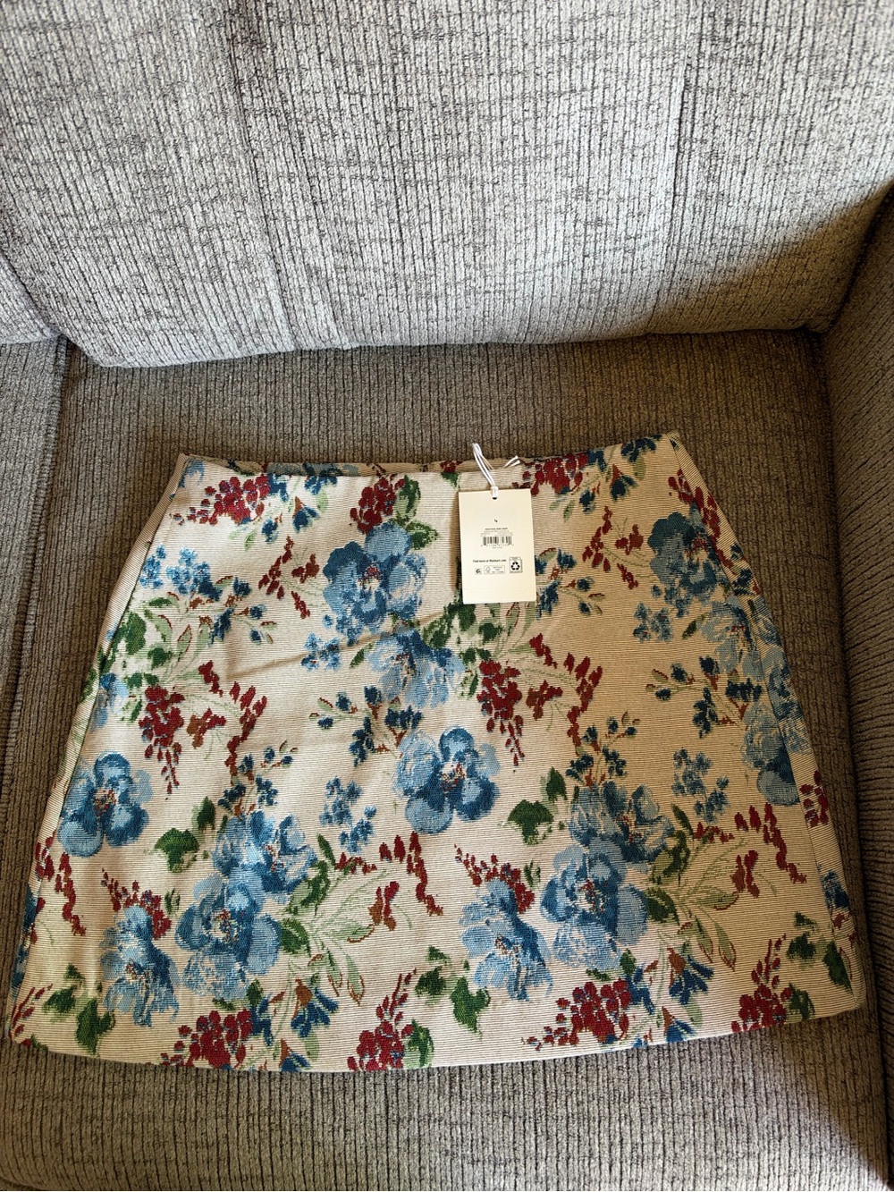 Floral Jacquard Mini Skirt in Cream with Blue Flowers